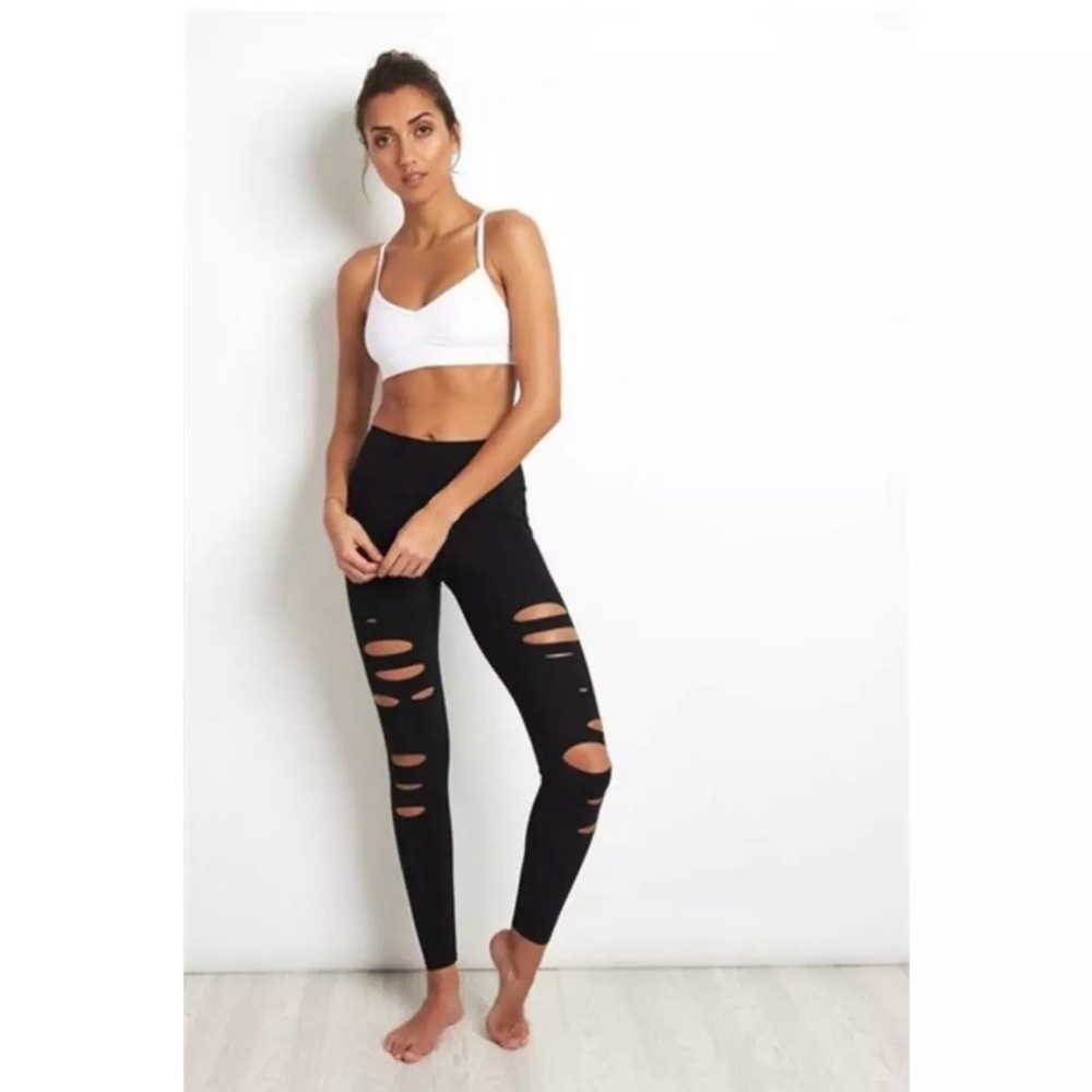 Alo Yoga High Waisted Ripped Warrior Leggings - Black - Small NWOT - Picture 14 of 14